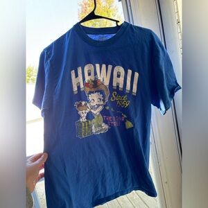 Size M women’s Blue Hawaii Graphic T-Shirt